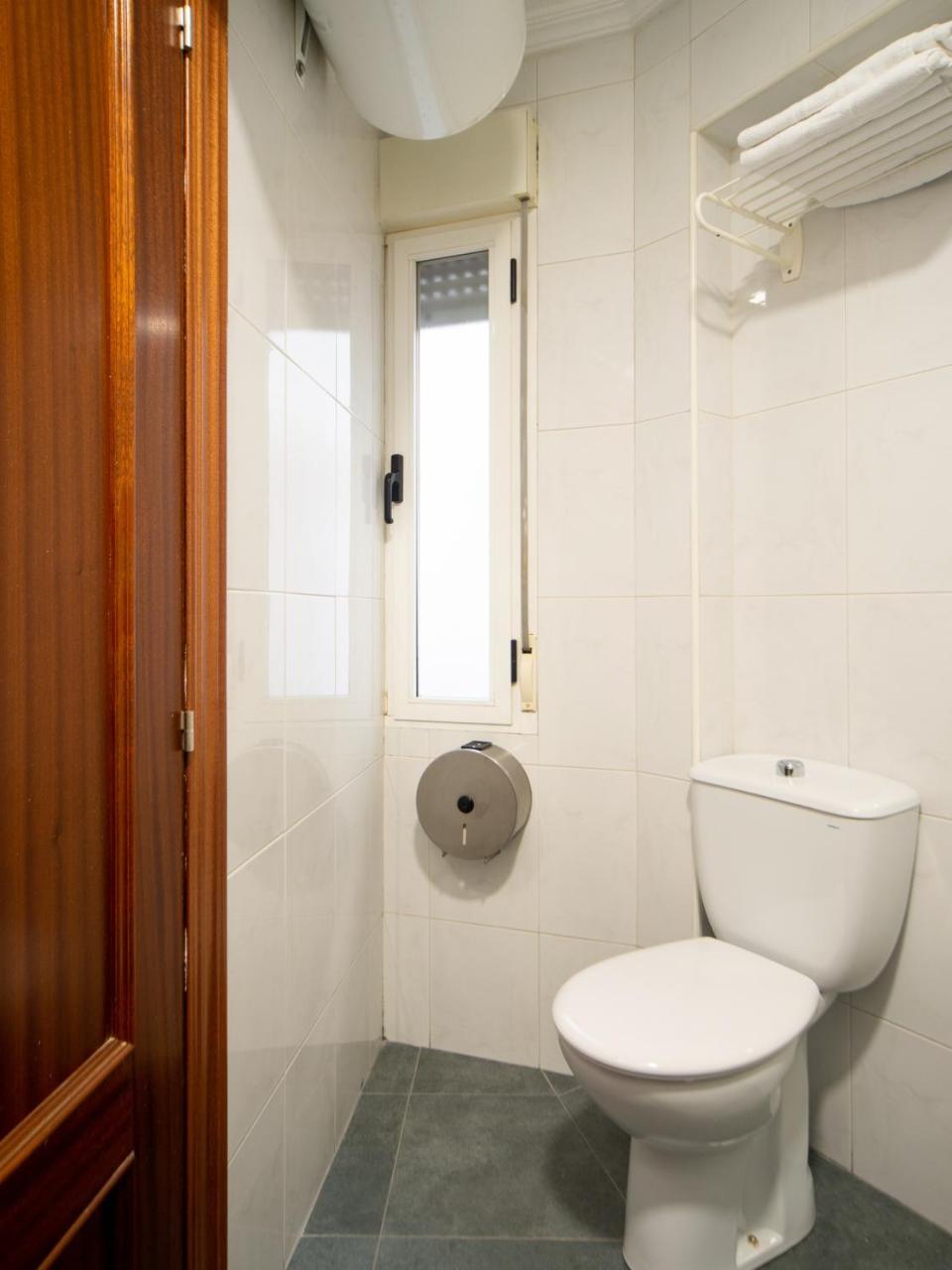 Hostal Uria Salamanca Luaran gambar