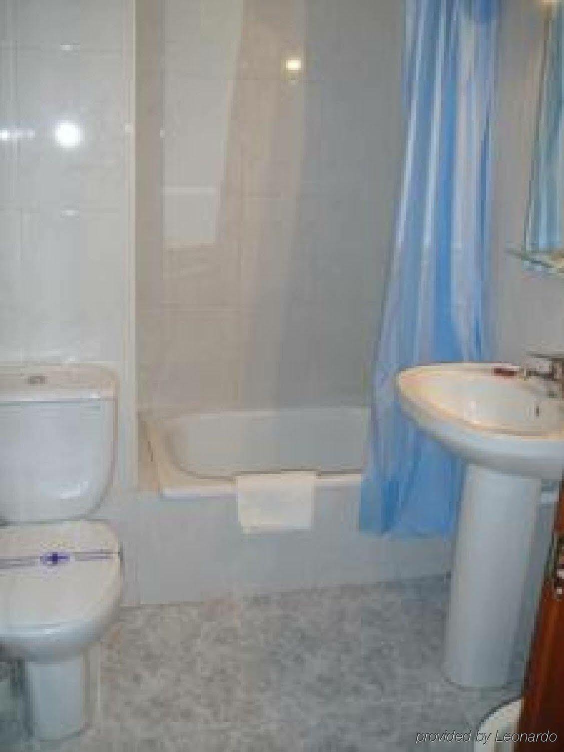 Hostal Uria Salamanca Luaran gambar