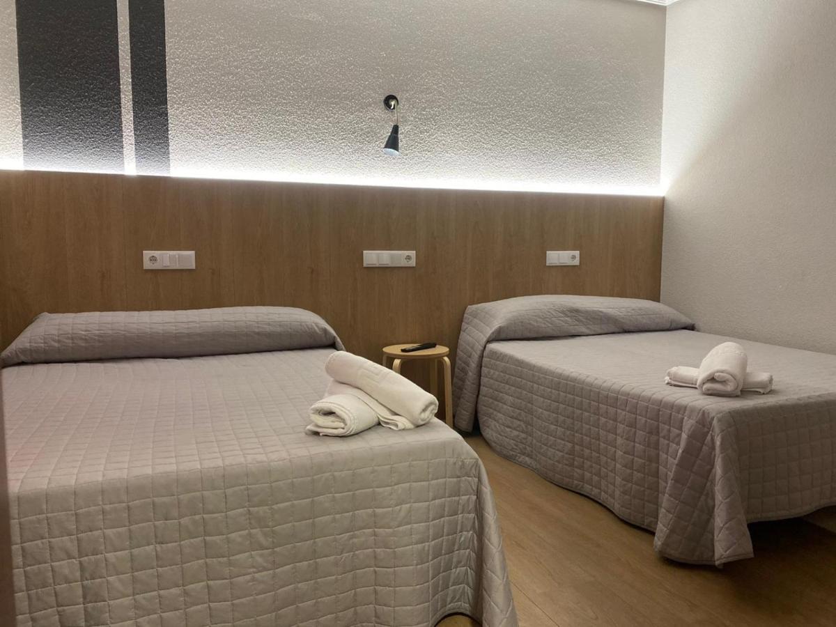 Hostal Uria Salamanca Luaran gambar